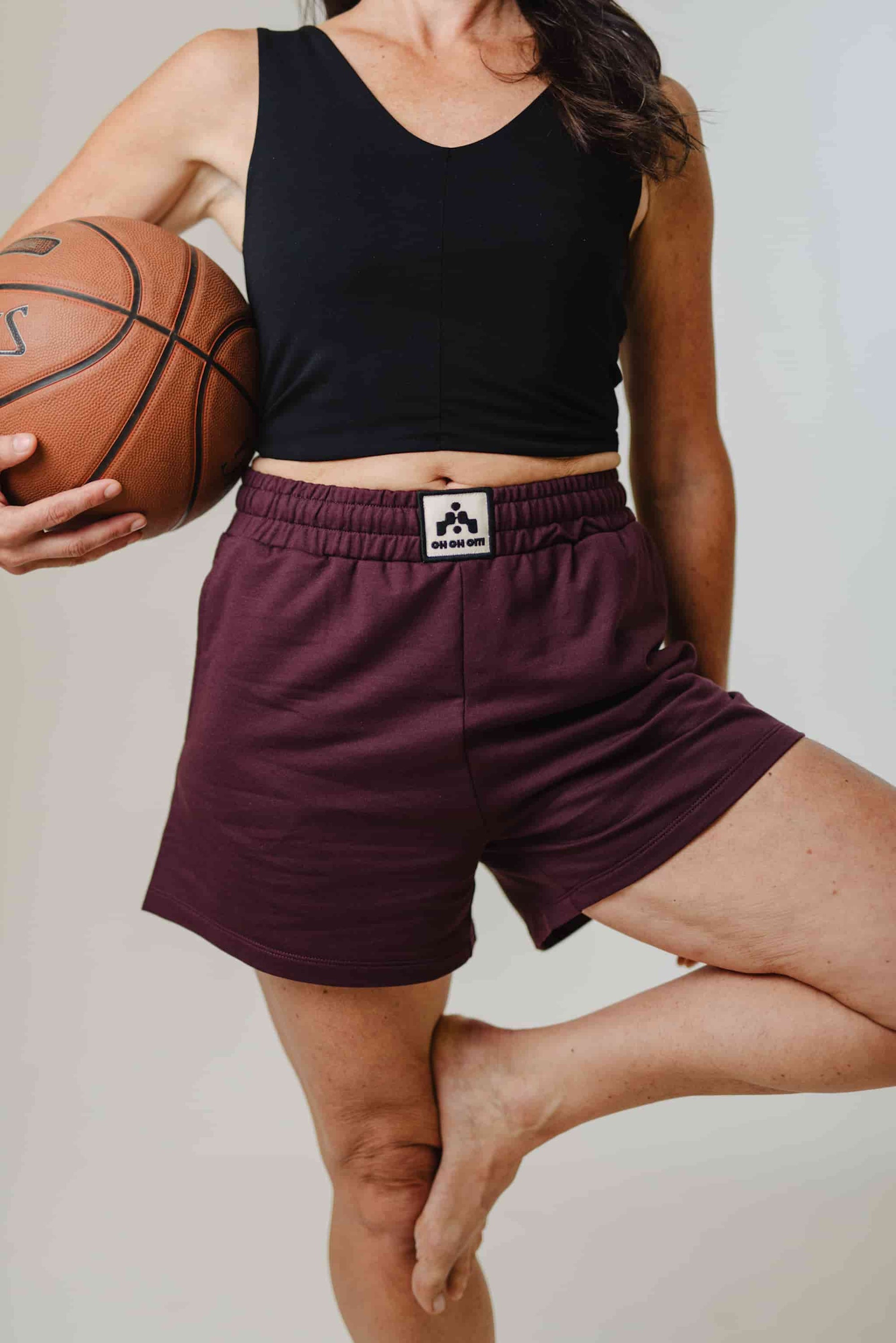 TECH SHORTS RELAXED FIT FRONT LABEL violet black